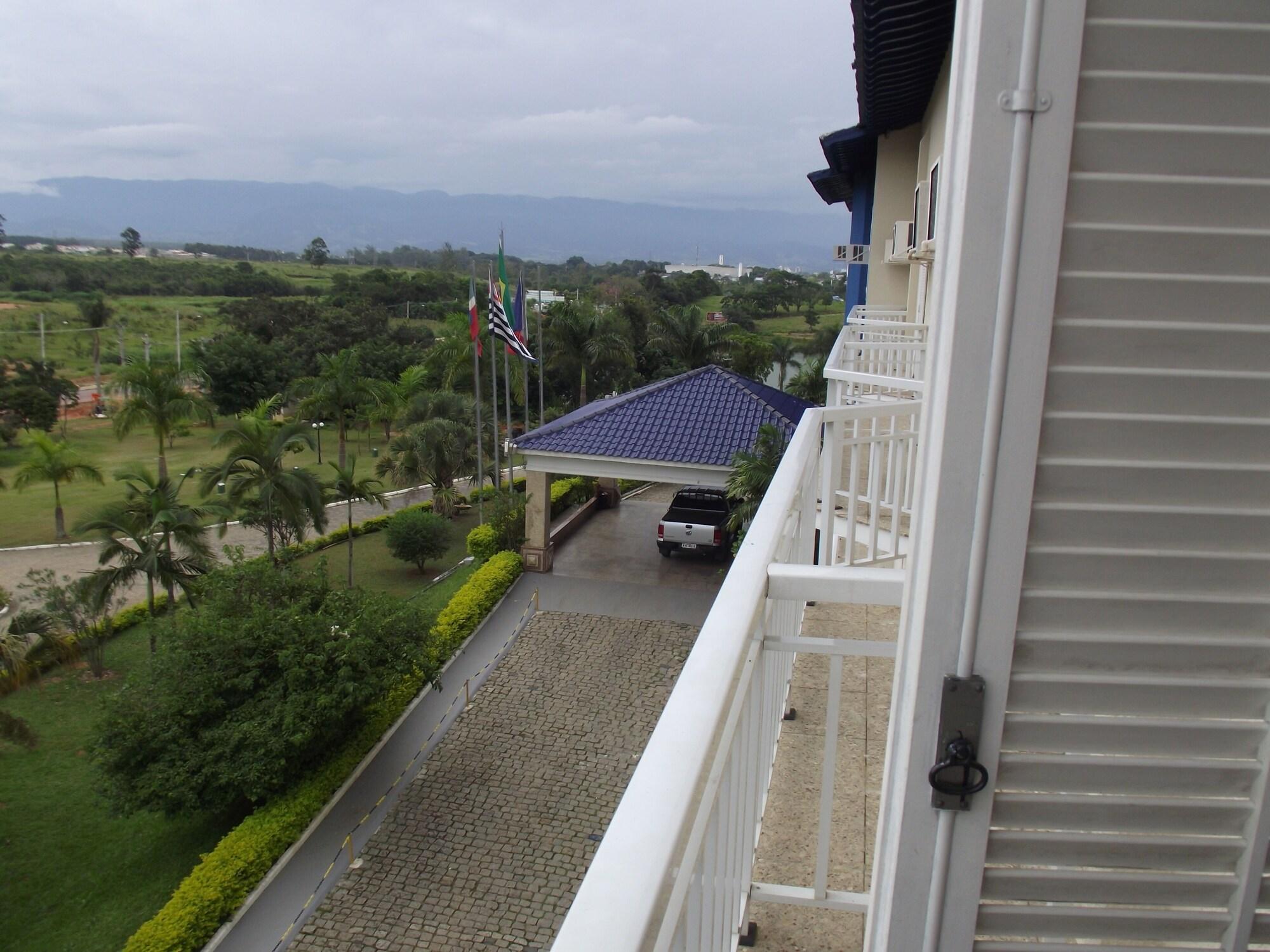 Colonial Plaza Hotel Pindamonhangaba Eksteriør bilde